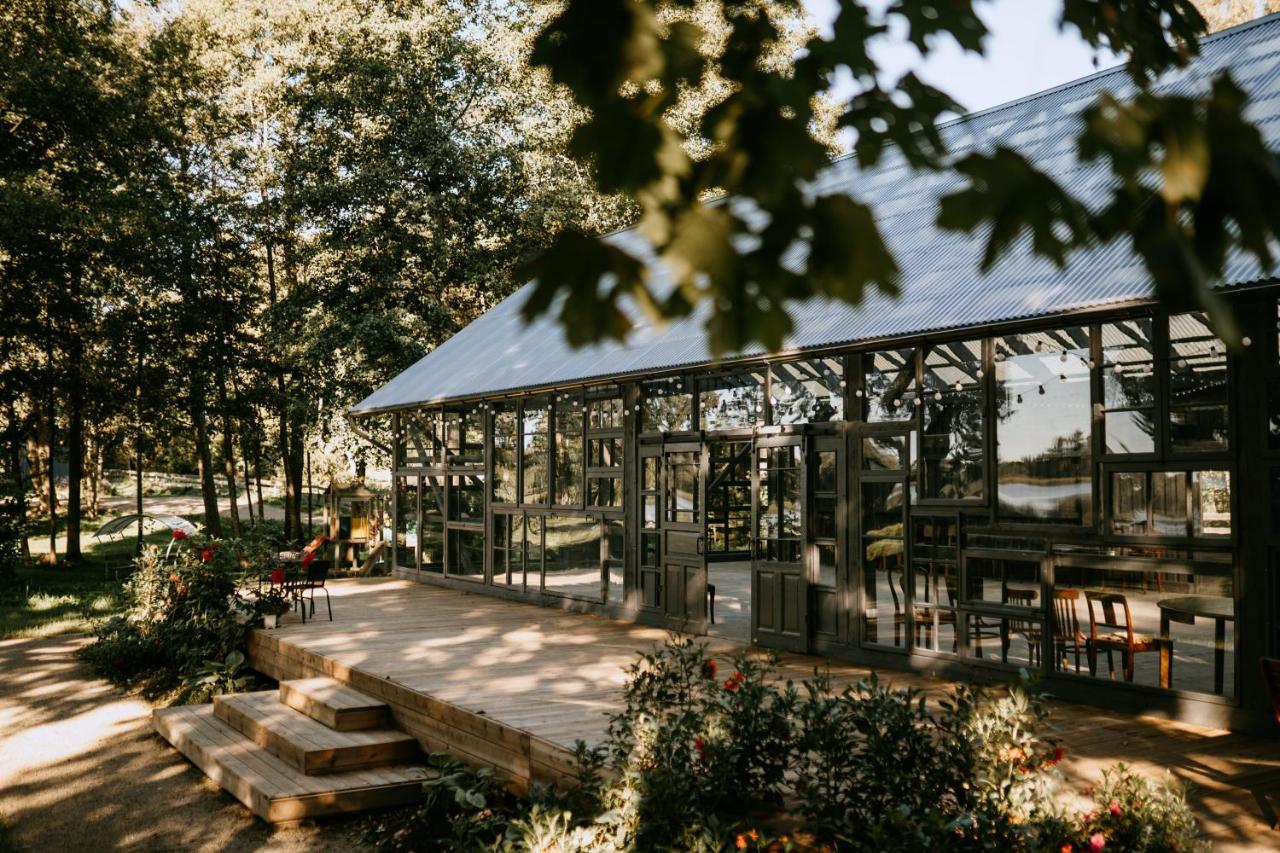 Dundurini Hotel ทาลซี ภายนอก รูปภาพ